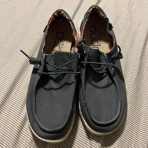 HEYDUDE Women’s Wendy Casual size 9